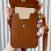 Funda iPhone 15 Pro Max Con Cuerda y Tarjetero Marron