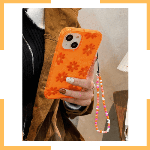 Funda Antigolpes Con Flores Naranja Y Cordón De Cuentas iPhone 13 Pro Max