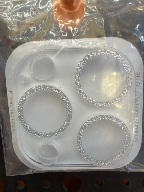 Protector de Cámara iPhone 16 / 16 Plus Plateado con Brillos