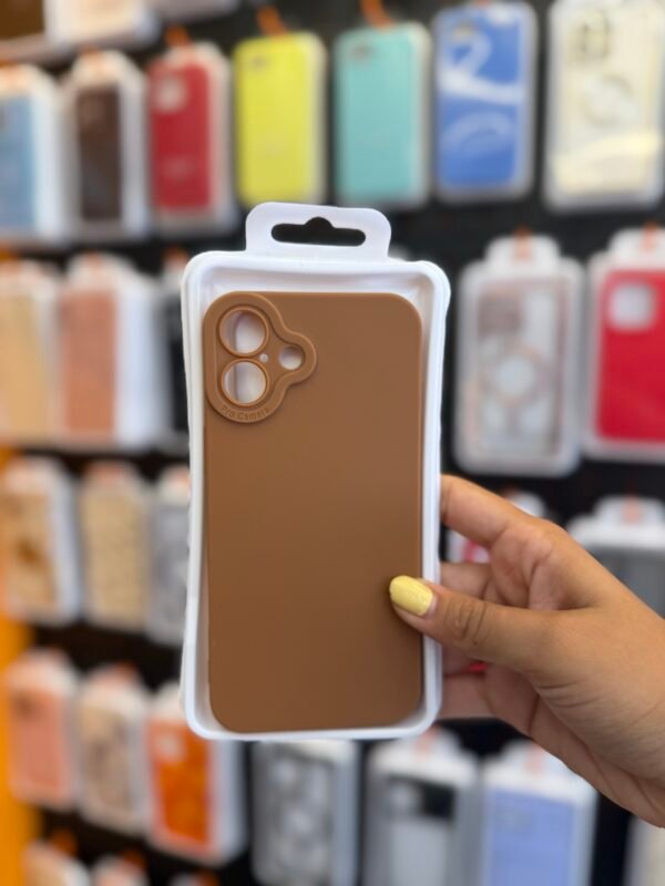 Funda iPhone 16 Plus Marrón Lisa Antigolpes