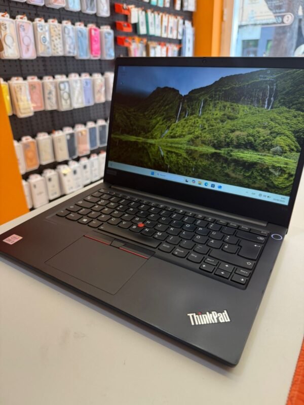 Portátil Lenovo ThinkPad E14 G1 Ordenador Reacondicionado Core i5 16GB 256GB SSD Windows 11 con Garantía en Valencia
