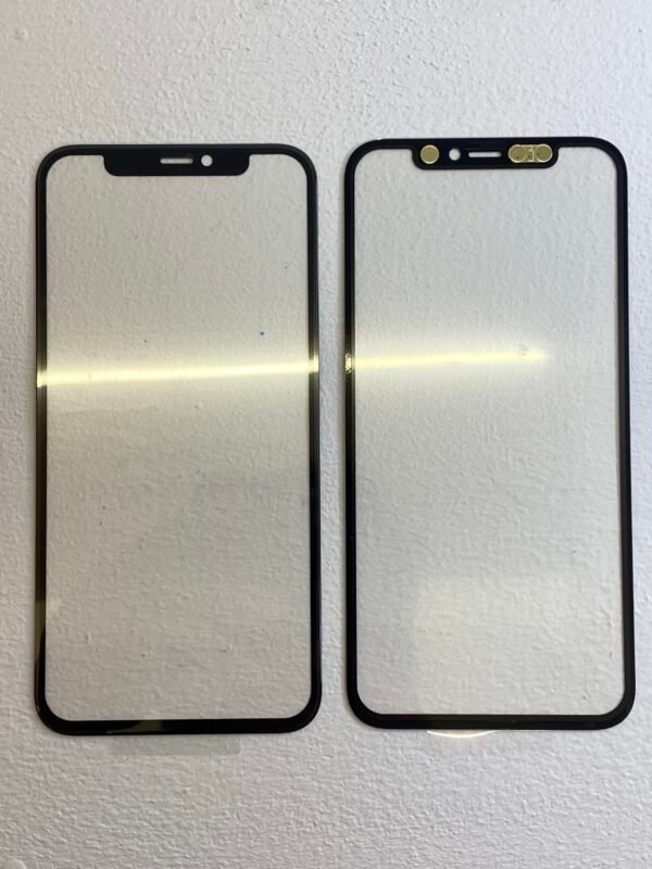 f809c75a-51f4-4455-b2bd-426f5e6dace9-10299-0000048dc8e38f1a_file GLASS + OCA IPHONE 11 PRO