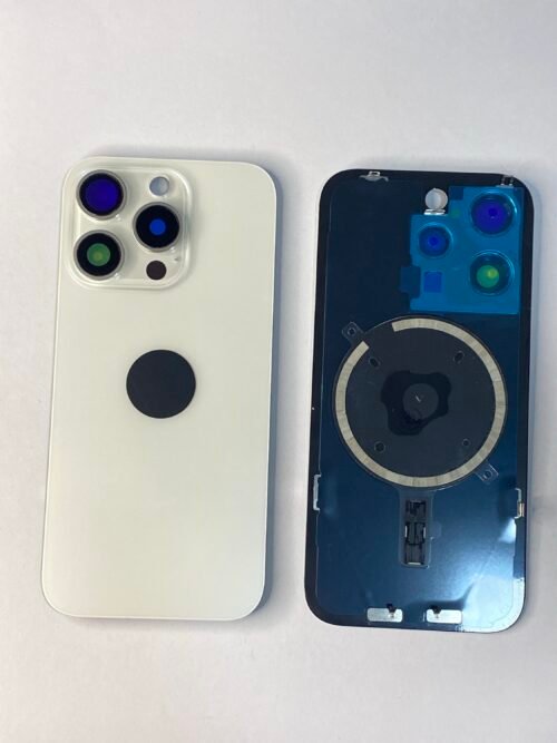 Tapa IPHONE 15 pro blanco