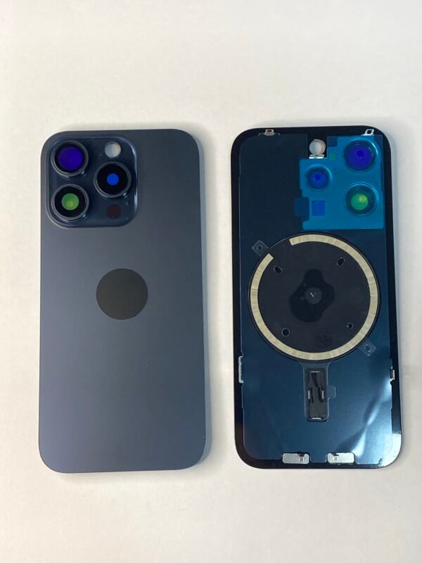 Tapa IPHONE 15 pro azul