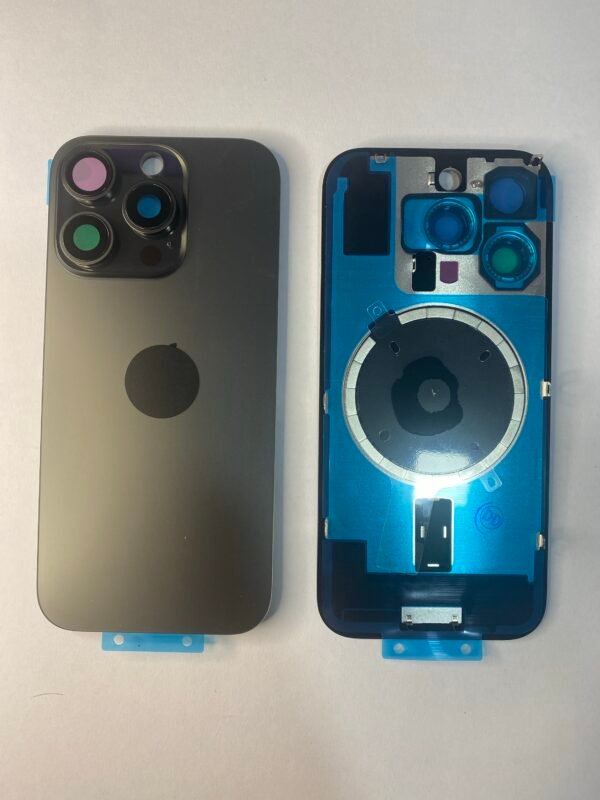 Tapa IPHONE 16 pro negro